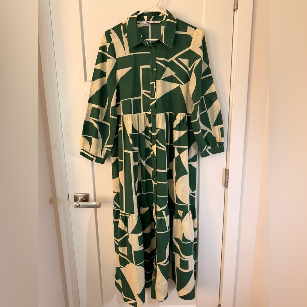 Zara Green and Cream Geometric Midi Dress